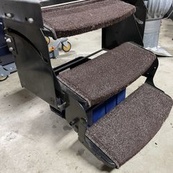Fifth Wheel Trailer Steps