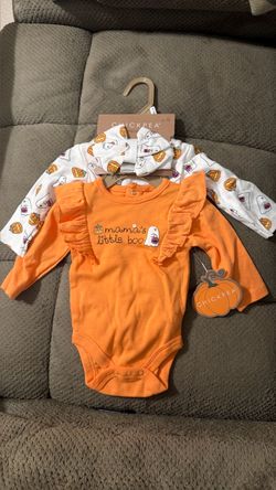 Halloween onesie set 0-3 months