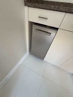 Xo 15” ice machine