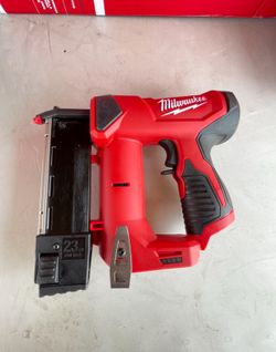 Milwaukee M12 12-Volt 23-Gauge Lithium-Ion Cordless Pin Nailer (Tool-Only)