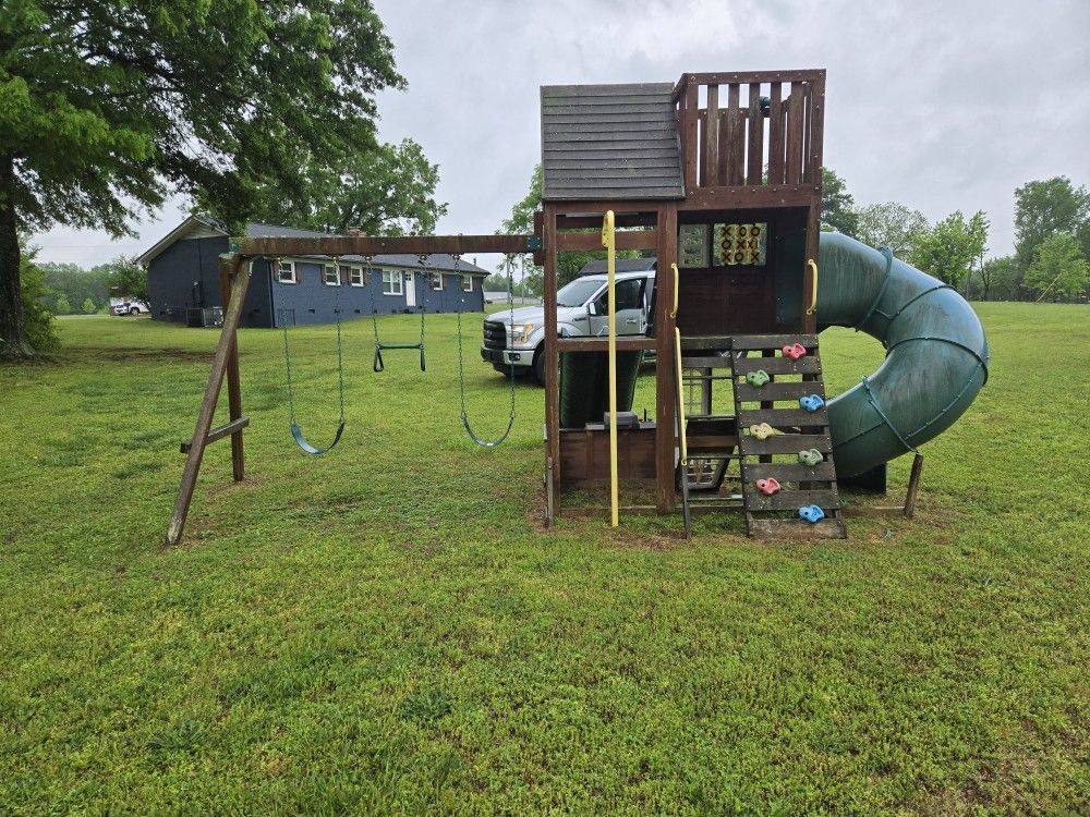 Play Structure