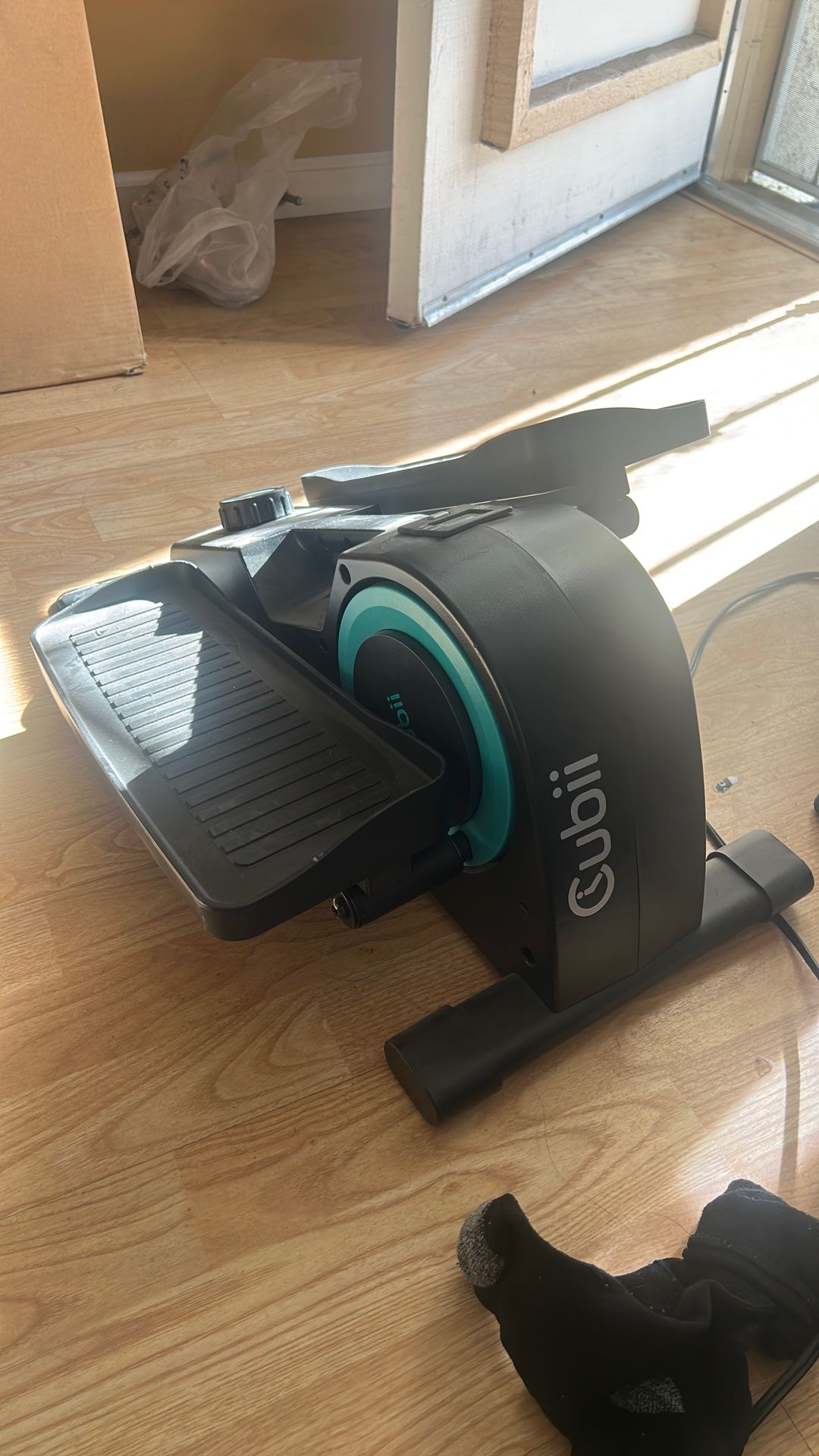Cubii Go Battery Elliptical Machine