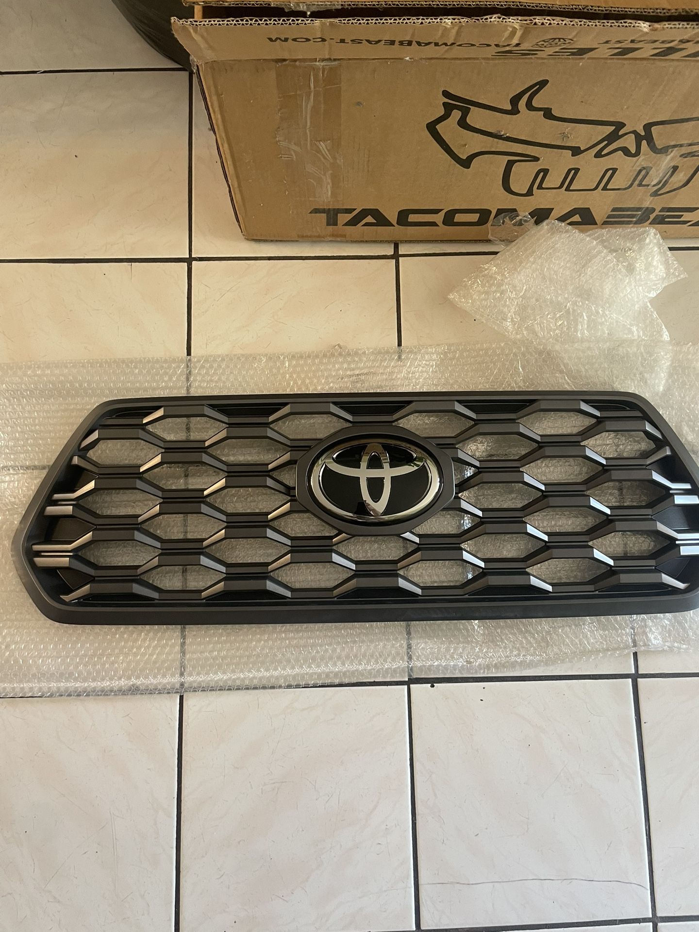 2020 Toyota Tacoma OEM Front Grille