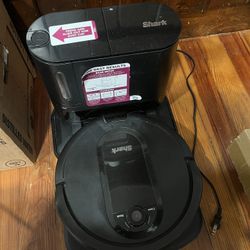 Shark Robotic Vacuum Cleaner 