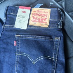 Levi’s Jeans New Size 34/32 For Men 