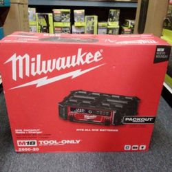 MILWAUKEE M18 PACKOUT RADIO + CHARGER
TOOL ONLY