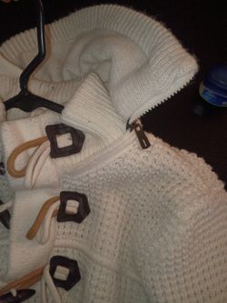 White Sweater With Hood That's Attachable