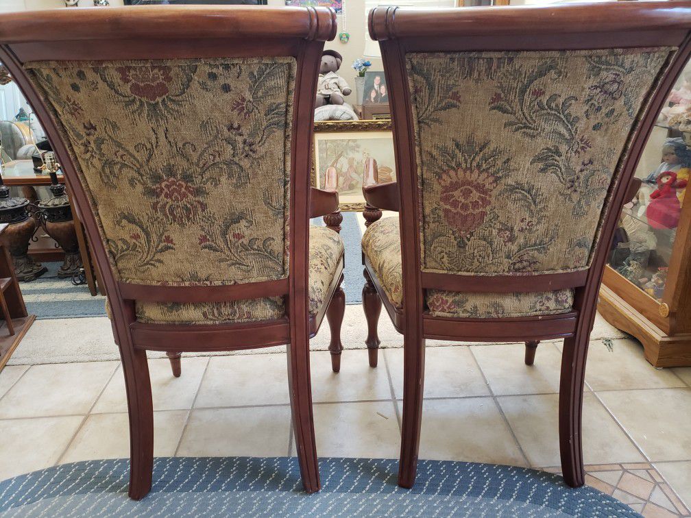 Pair of beautiful Antique Side Chairs