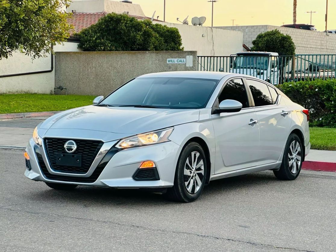 2020 Nissan Altima