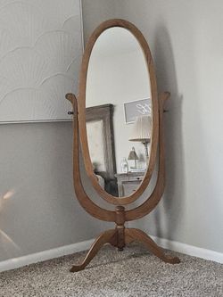 Vintage-style oval floor mirror