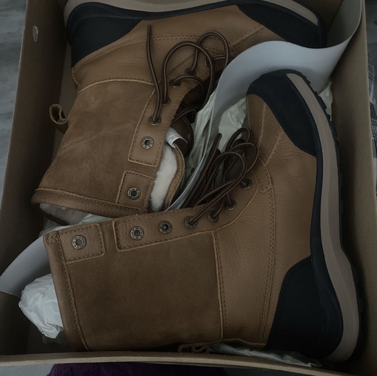 UGG SNOW BOOTS