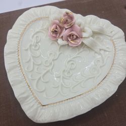 Heart Trinket Dish Vintage