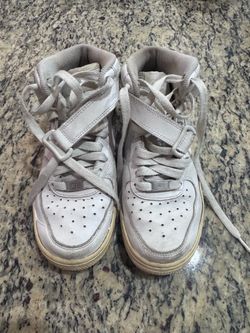 Nike Air Force 1 Mid White – Size 4Y / Women’s 5.5