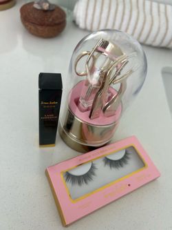 Eyelash kit