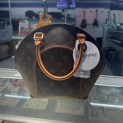 Louis Vuitton Purse
