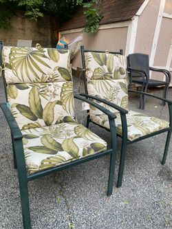 2 Patio chairs