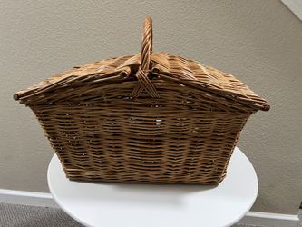 Brexton Wicker Picnic Basket