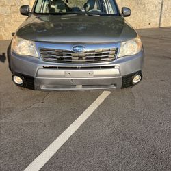 2009 Suburu Forester 