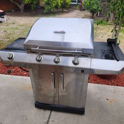 Large Charbroil Grill With Side Burner