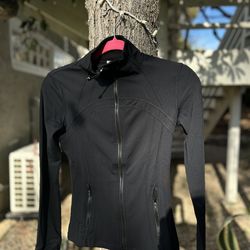 Lululemon Define Jacket size 4