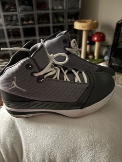 size 5 Air Jordan High-Top Basketball Sneakers size 5