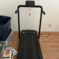 compact treadmill/ walking pad