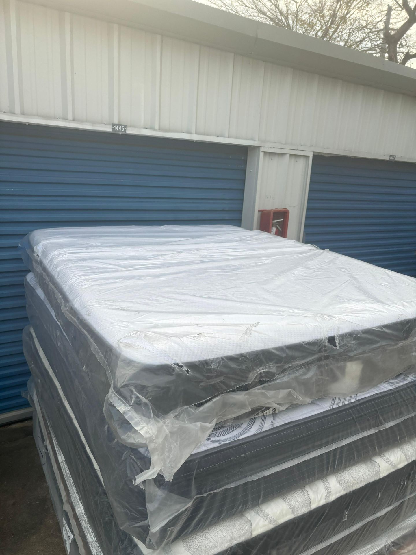 Queen Size Mattress And Box Spring