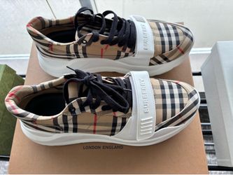 Burberry shoes