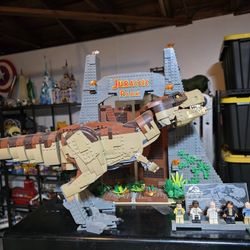 Lego Jurassic Park T. Rex (75936) - Used. Complete. With Manual