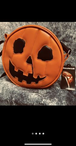 Love Pain And Stitches Halloween 1978 Pumpkin Purse