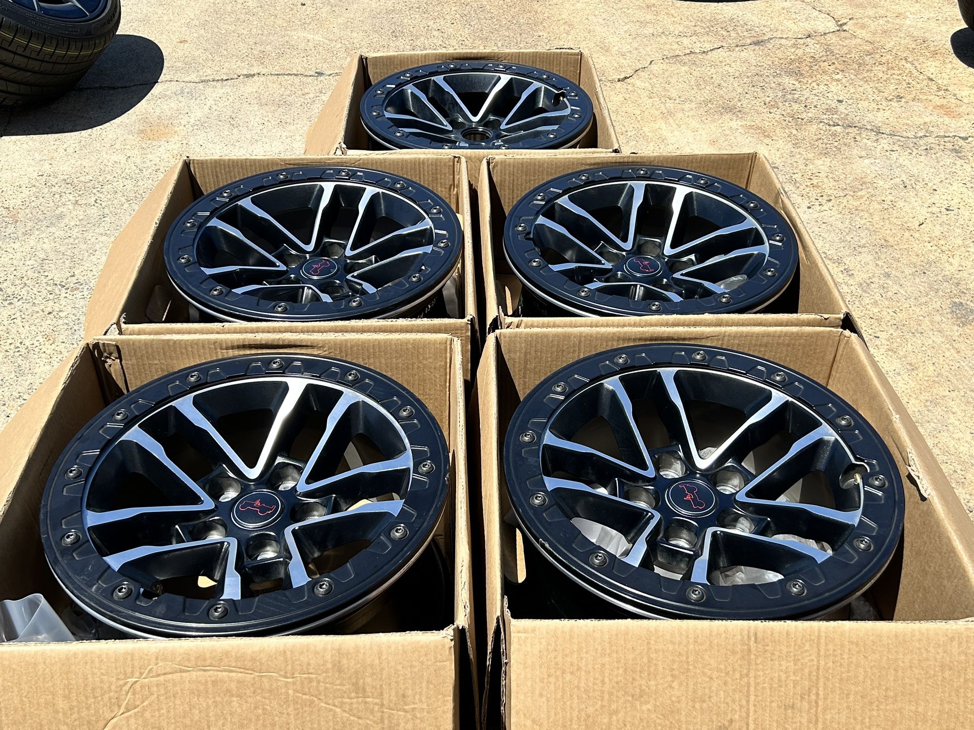 5x LIKE NEW 2025 Jeep Rubicon 392 Extreme Recon wheels gladiator rims 5x127