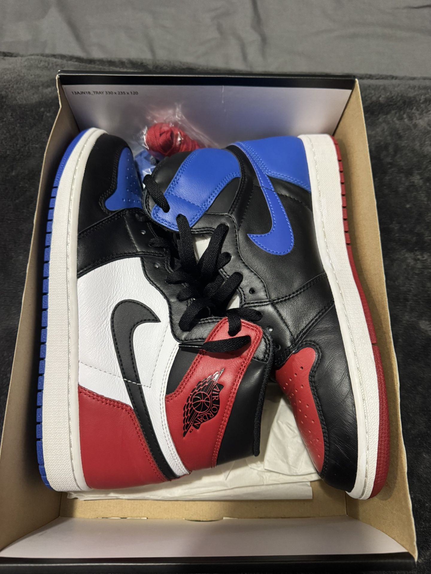 Air Jordan 1 Top 3 Men’s Sz 10.5