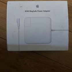MacBook 85W Power Adapter