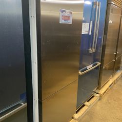 Bertazzoni Professional Series  REF30PIXR 30 Inch Built-In Bottom-Freezer 