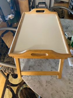 Bed tray