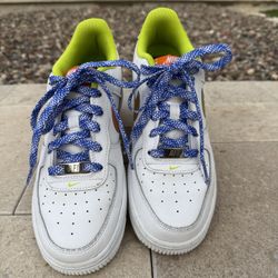 Wmns Nike Air Force 1 ’07 LX