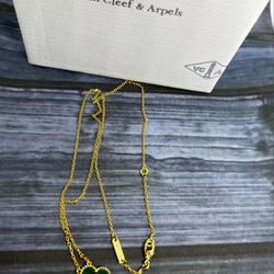 Van Cleef & Arpels New and Unworn