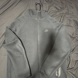 Nike tech Black large 