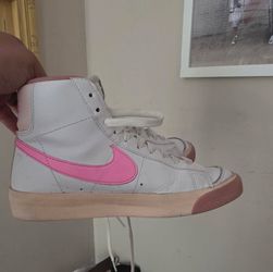 Girls Shoes - sizes 4,5,&6