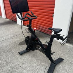 Peloton Bike