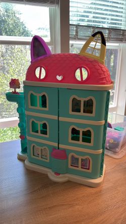 Gabby dollhouse