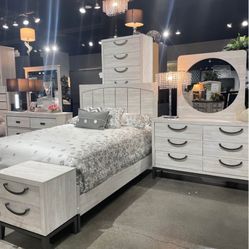 4 Pcs Queen Bedroom Set (king Size Also Available)