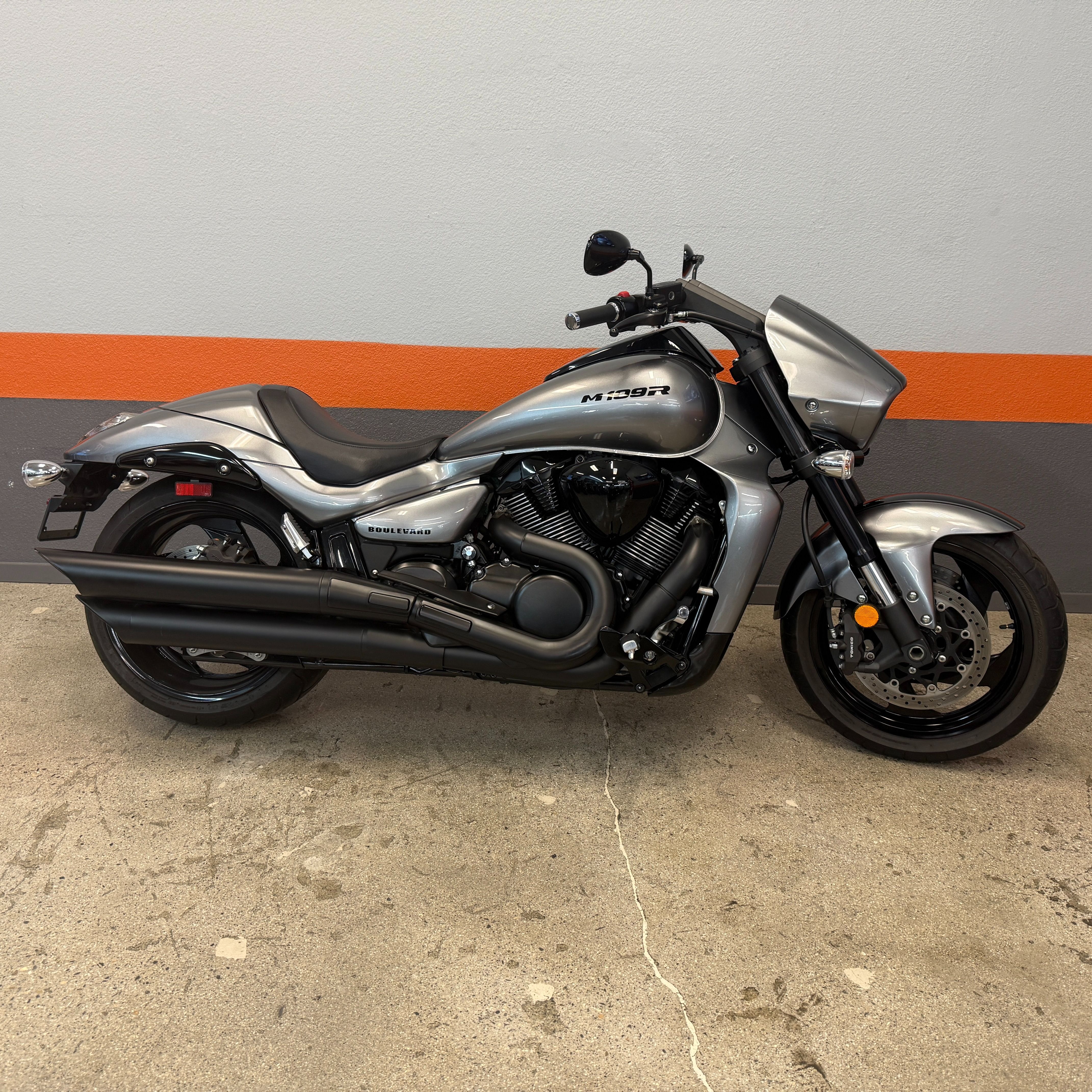 2020 Suzuki Boulevard M109R - 2K miles