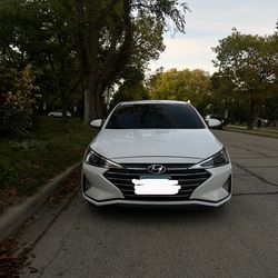 hyundai elantra SEL 2019 white