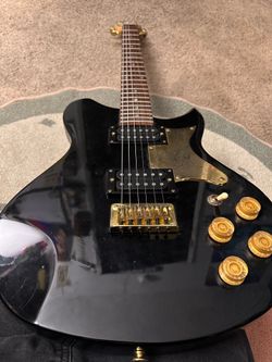 Joe Troeman Electric Guitar (Lyon)