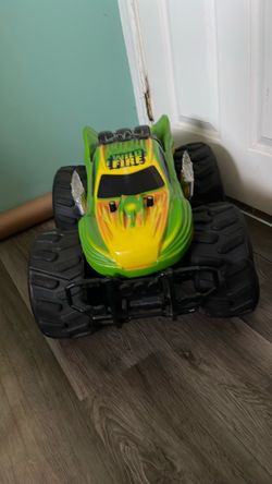 Fast Lane Wild Fire R/C Monster Truck (no controller)