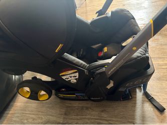 Doona car seat with latch base