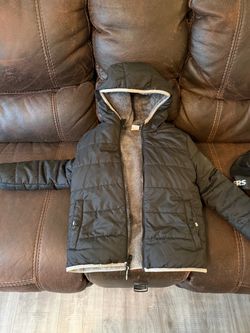 Boys winter jacket 6/7