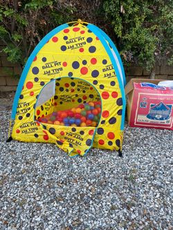 Vintage ball pit tent toy for kids 90s