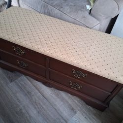 Lane Cedar Chest